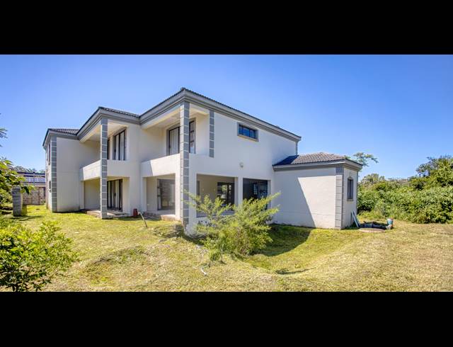 6 BEDROOM HOUSE FOR SALE IN BEACON BAY